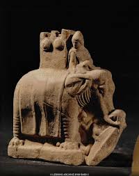 Hellenistic terracotta figurine